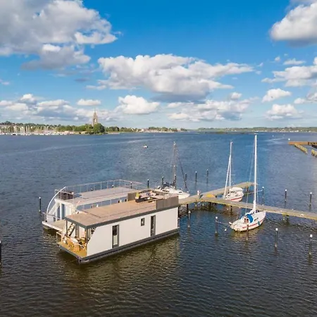 Hausboot Aegir Mit Dachterrasse In Am Ostseefjord Schlei